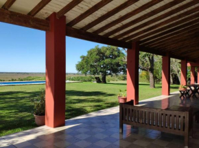 Simonetta CASA DE CAMPO CON VISTA AL RÍO
